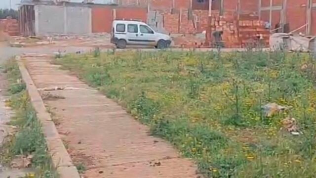 Land Meknes, 266 m²